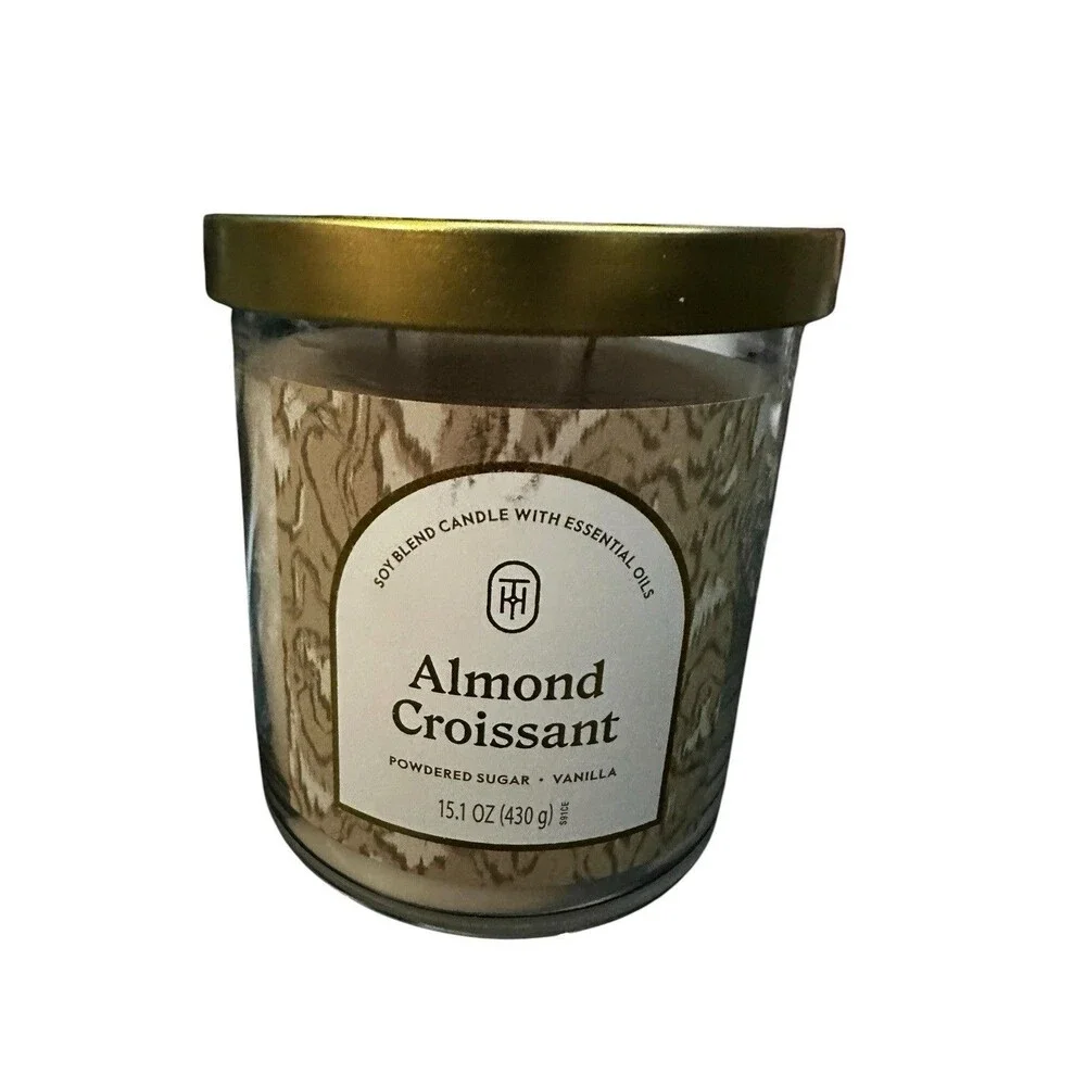 THRESHOLD Almond Croissant 2 wick 15.1 oz Candle NEW Soy, Essential Oils
